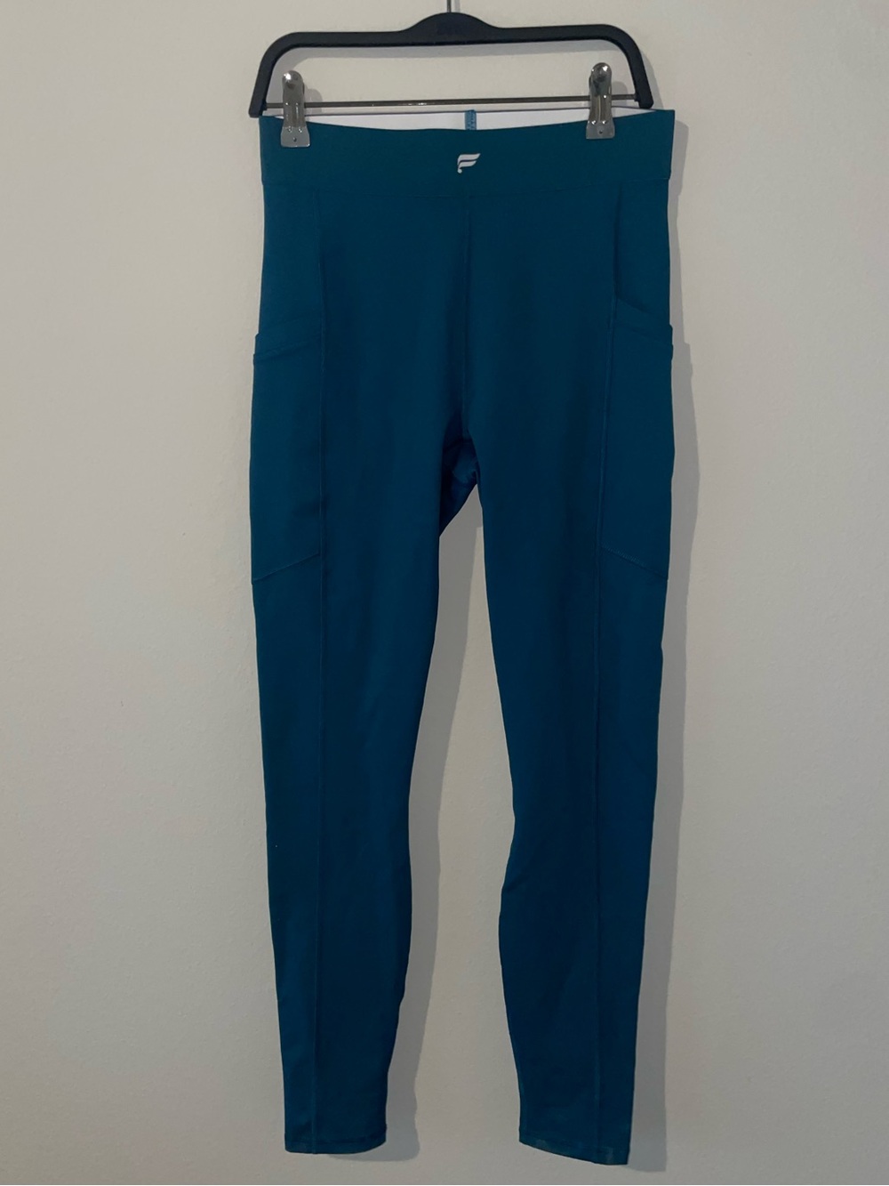 Fabletics Size small active leggings with side pockets